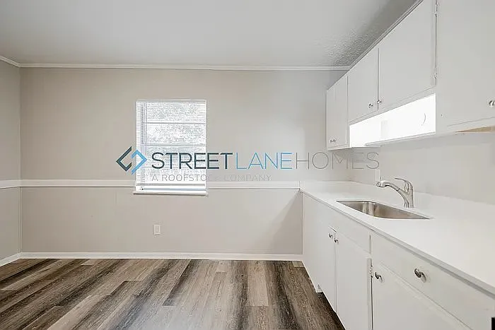 3 bed, 1.5 bath, 1053 sqft, $997 — Photo 4