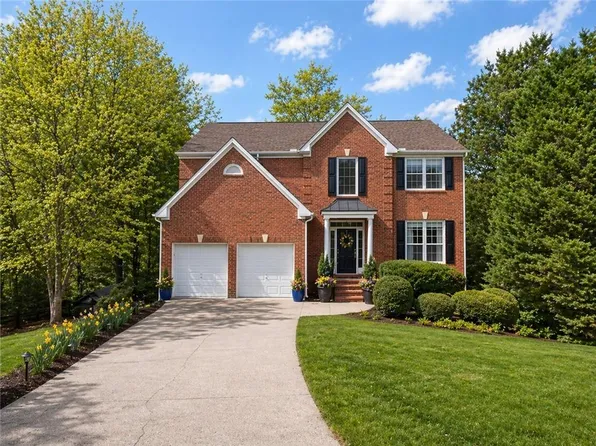 777 Chanson Dr SW, Marietta, GA 30064