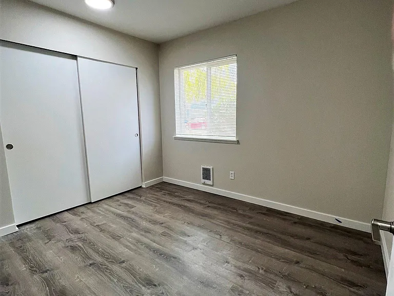 9242 Ashworth Ave N #A103 — Photo 11