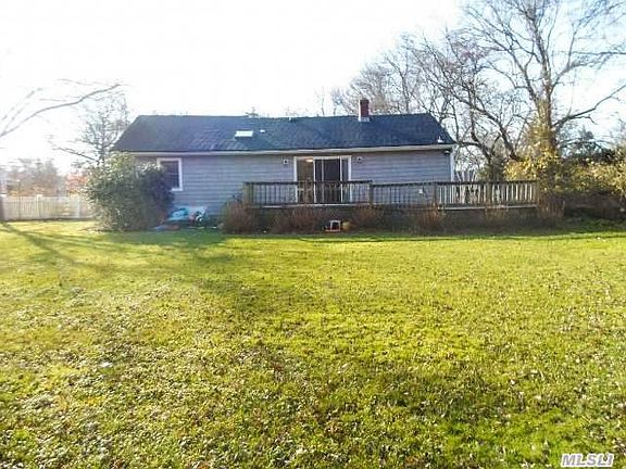2nd image of 904 Ostrander Ave