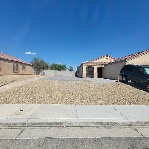 5916 Kenmore St Photo 1