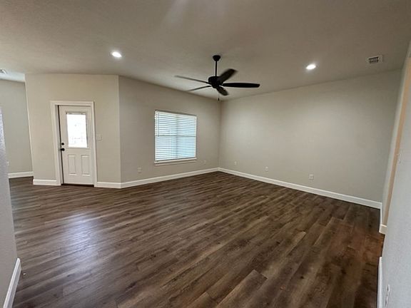 4th image of 7444 Salerno Ct