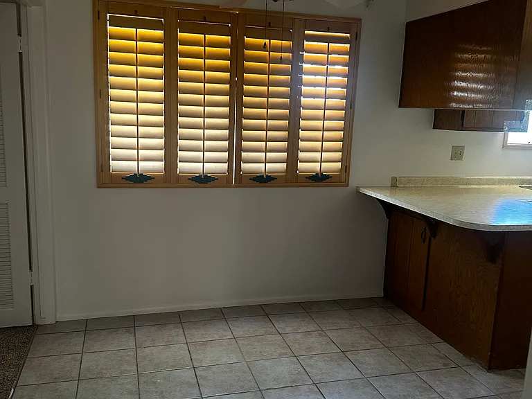 EAT IN KITCHEN AREA