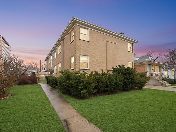 2nd image of 2721 N Nordica Ave