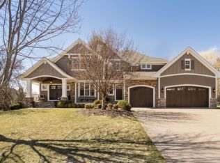 6630 Chestnut Ln, Chanhassen, MN 55317