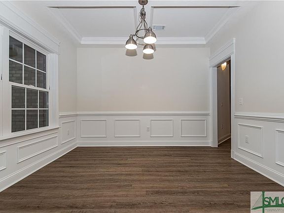 5th image of 235 Palmer Place Ln NE