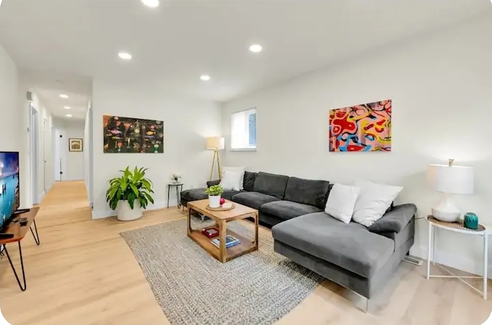 4 bed, 1215 sqft, $5,000 — Photo 2