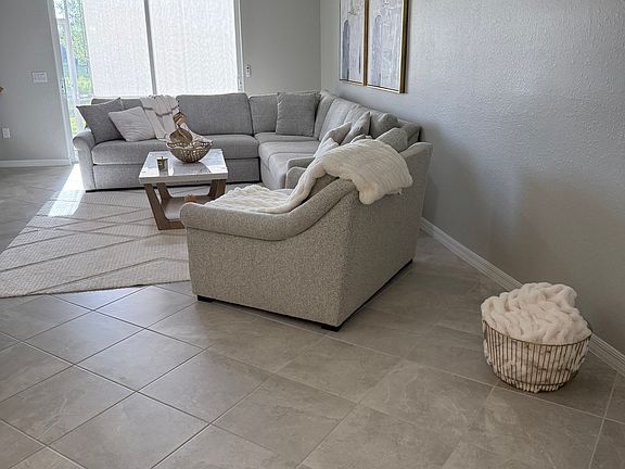4th image of 2898 Blossom Way