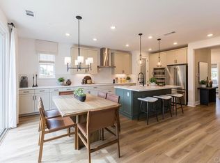716 Miravar Pl, Vista, CA 92081