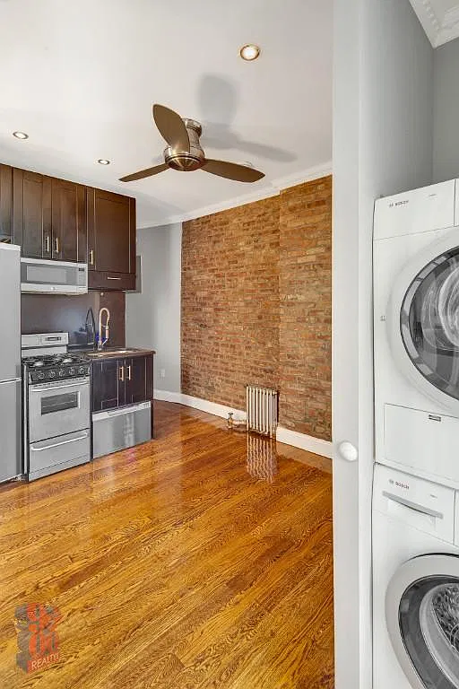 314 East 106th Street — Photo 2