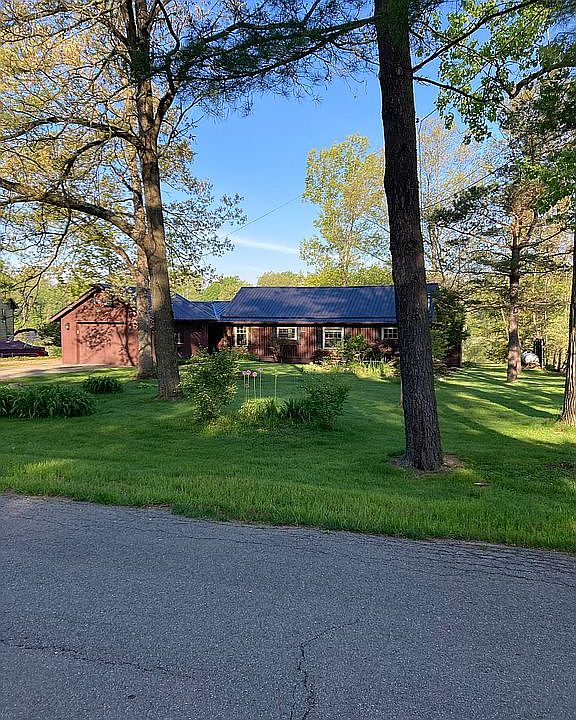 1st image of 937 Pike Dr