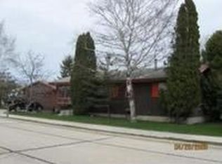 903 Buchholz St, Two Rivers, WI 54241