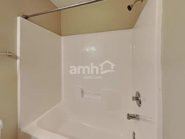15701 Seafield Ln — Photo 17