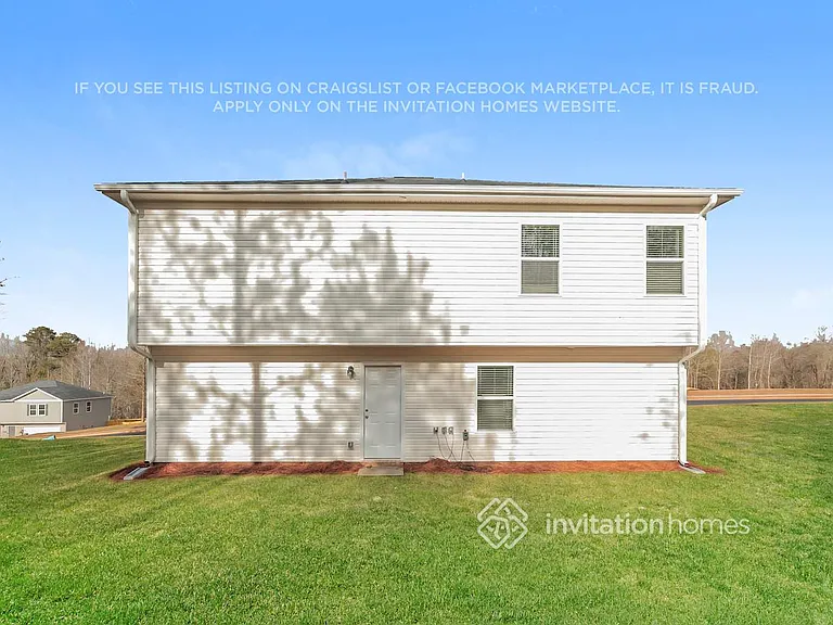 393 Amelia Ln — Photo 18