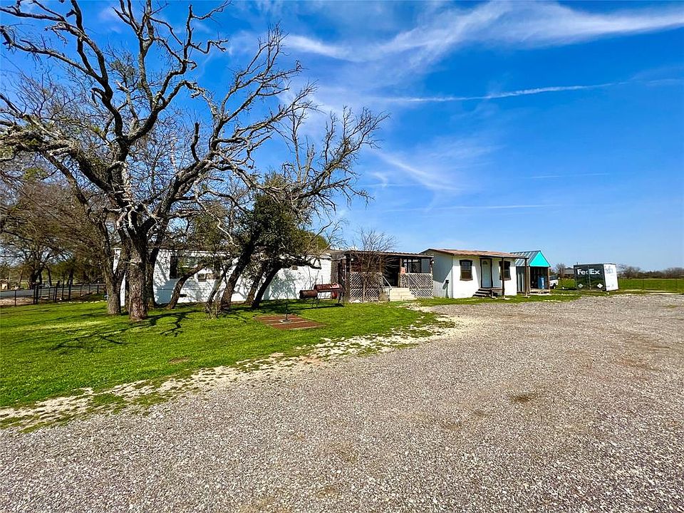 2704 County Road 305, Jarrell, TX 76537 MLS 9146978 Zillow