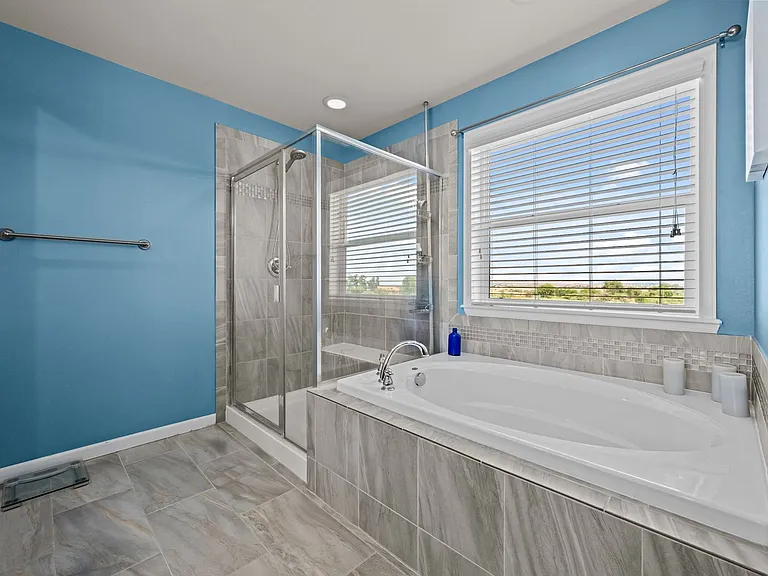 15411 Village Cir — Photo 16