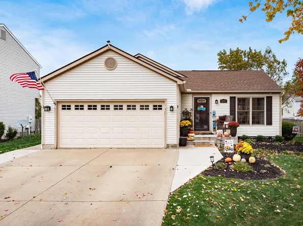 1611 Valley Dr, Marysville, OH 43040