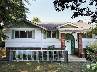 11243 136th St, Surrey, BC V3R 3B8