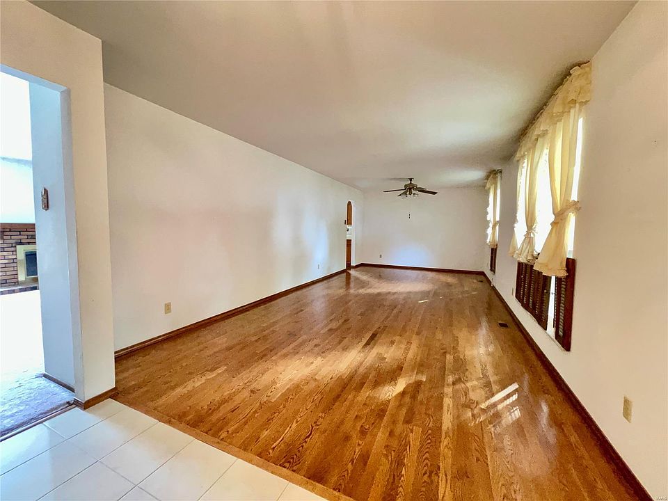 626 Shady Meadows Dr, Ballwin, MO 63011 MLS 23066056 Zillow