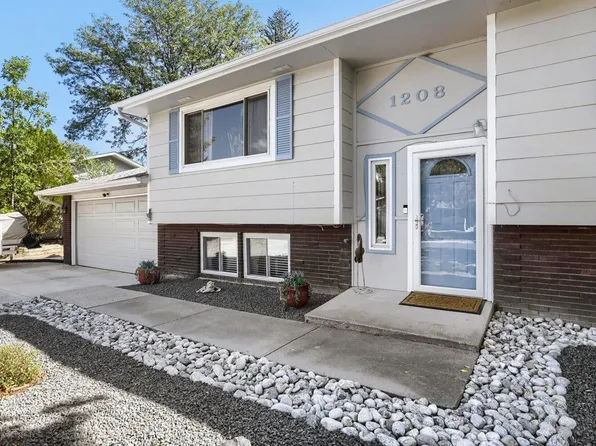 1208 Juliana Dr, Loveland, CO 80537