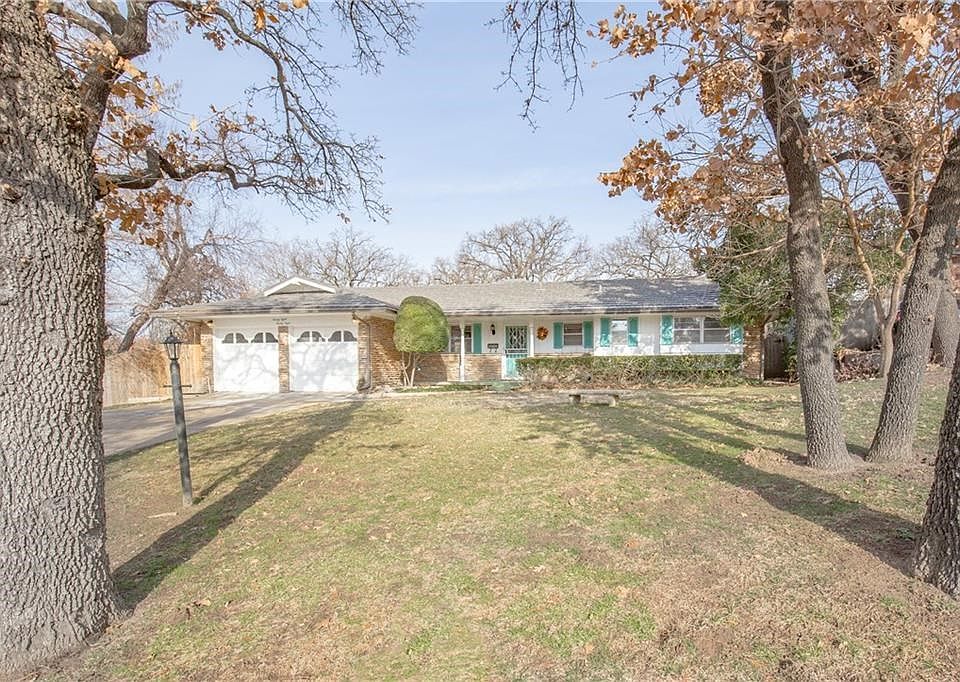 1st image of 2828 McMillan Cir
