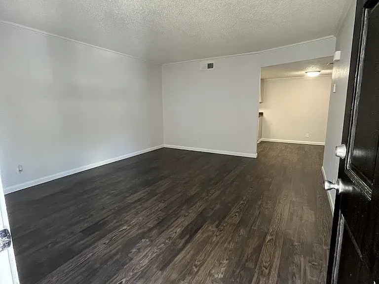Juniper Springs Apartments — Photo 94