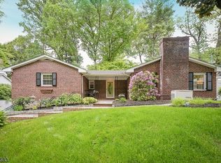 106 Division Ave, Summit City, NJ 07901