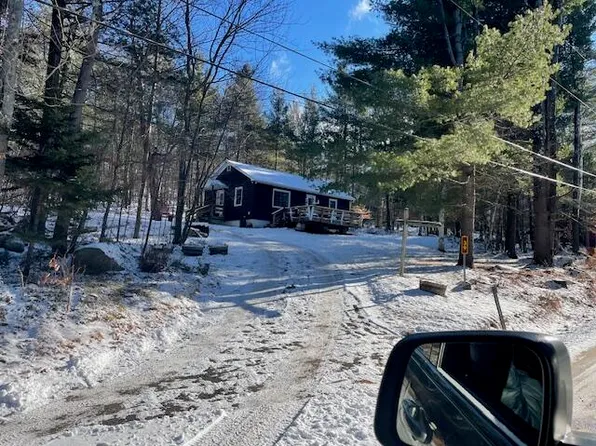 39 Manning Rd, Wilmington, NY 12997