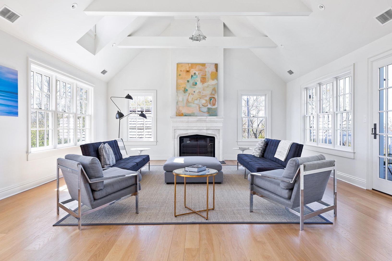 2nd floor living room