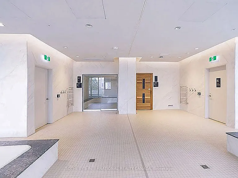 585 Bloor St E #4022 — Photo 24