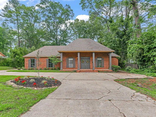 1066 Meadowbrook Rd, Jackson, MS 39206