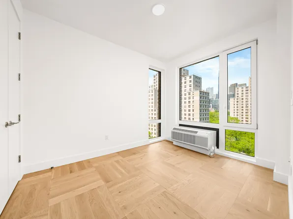 526 Baltic Street 8A image 2 of 41