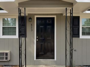 823 McNeil St, Spring Lake, NC 28390