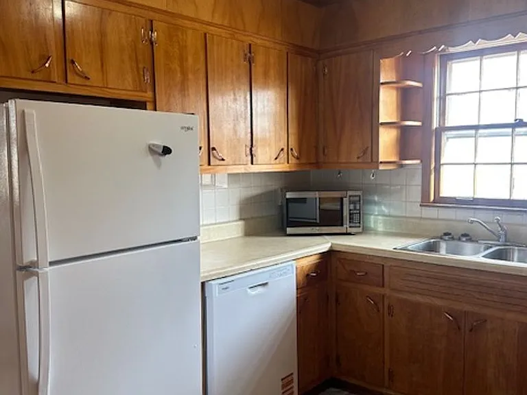 3946 Andersonville Hwy — Photo 6