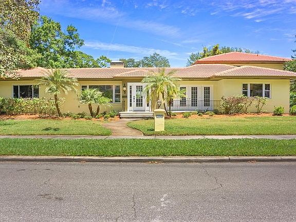 2nd image of 230 Bandera Way NE