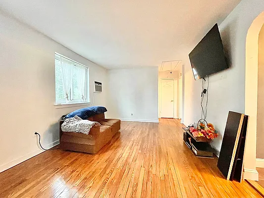 Rented by Century 21 Premier  | media 5