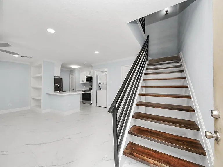 3600 Jeanetta St #1706 — Photo 2