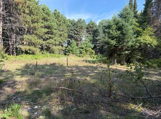 5435 Pine Ln, North Branch, MN 55056