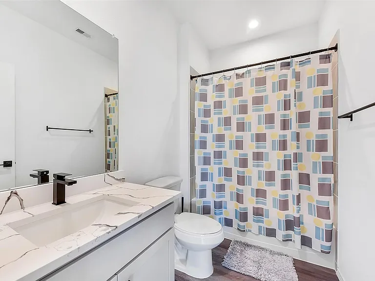 24222 Sandstone Valley Ln — Photo 15