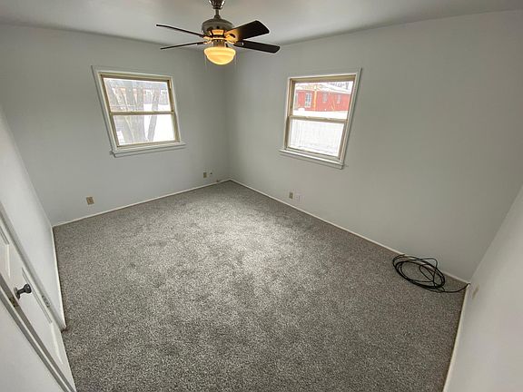 4th image of 413 S 27th St #413