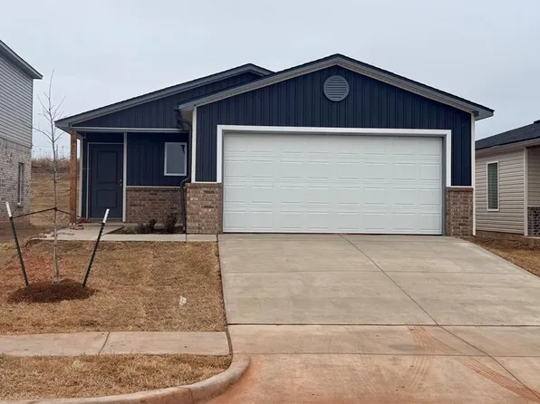 1211 Colt Dr, Guthrie, OK 73044