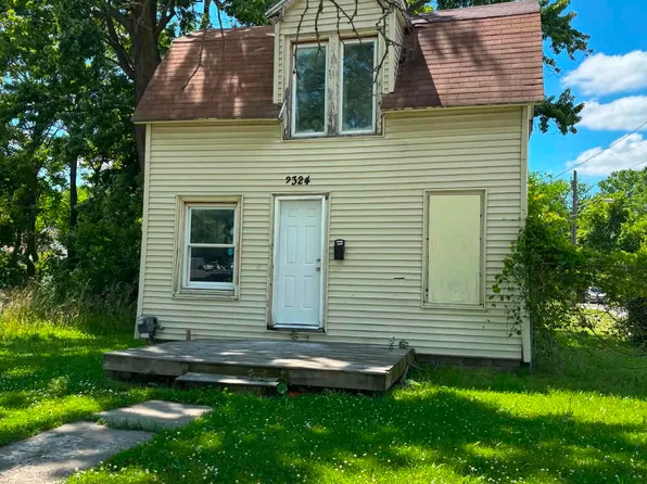 2324 S Saginaw St, Flint, MI 48503