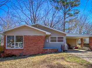 711 N Robinson St, Harrison, AR 72601