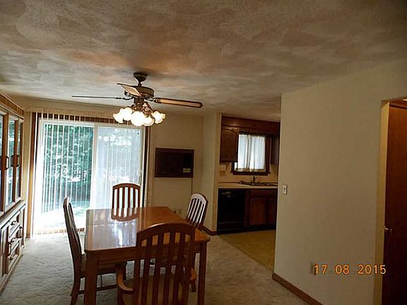 5th image of 203 Woodside Dr