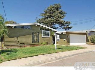3522 Don Lorenzo Dr, San Diego, CA 92117