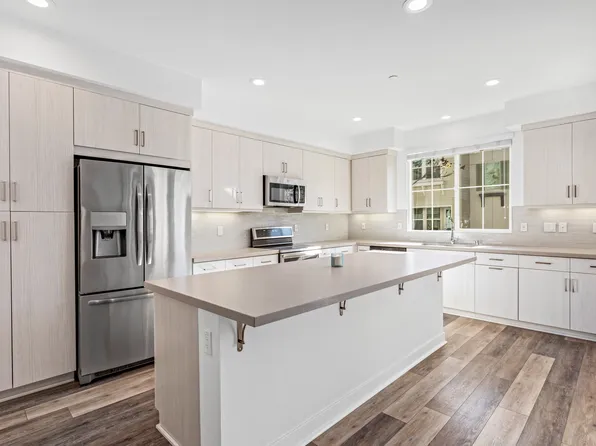 5695 Ekwill St Unit 101, Goleta, CA 93117