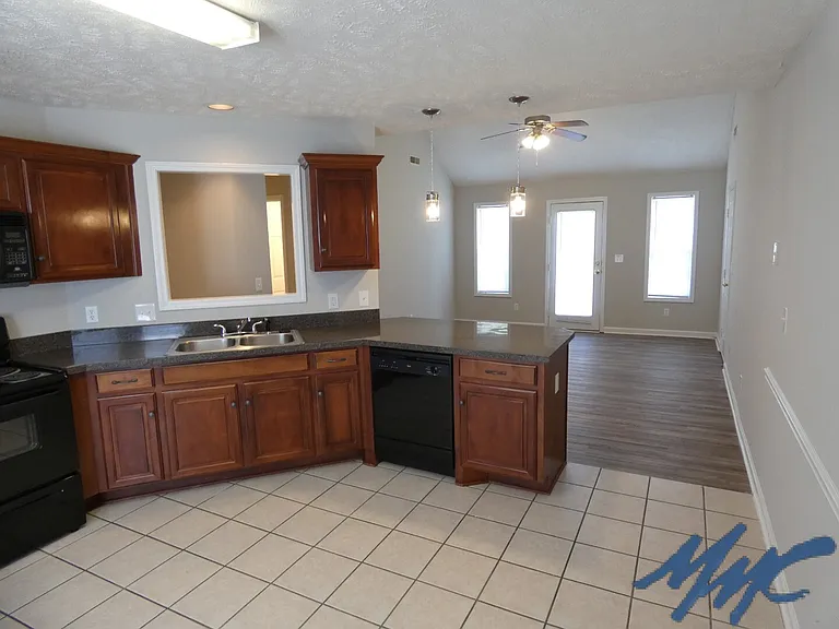 8001 Minehead Dr — Photo 8
