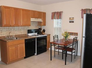 8 Hall Ave, Braintree, MA 02184