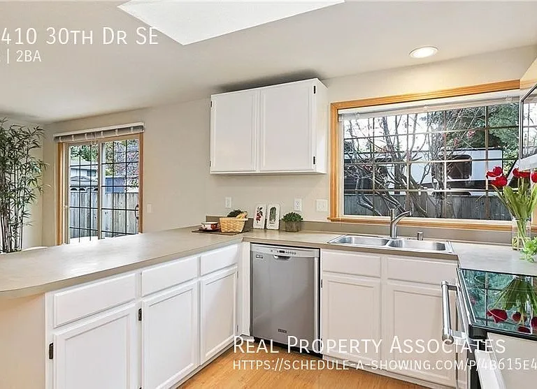 17410 30th Dr SE — Photo 2