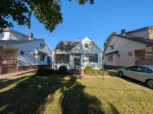 3864 E 154th St, Cleveland, OH 44128